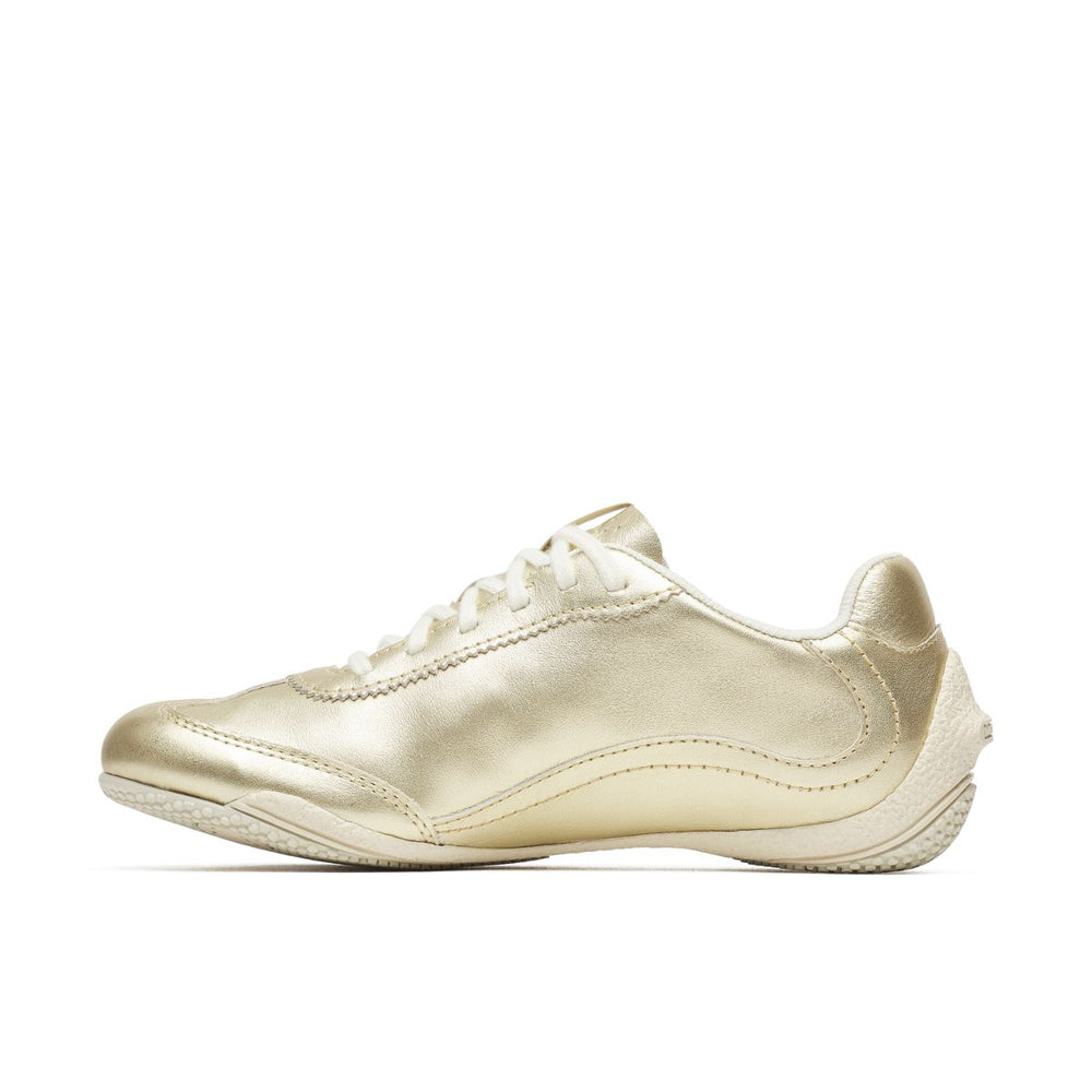 Womens Relay Fly Vent Metallic SE - Sneakers